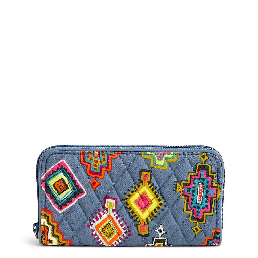 Vera Bradley painting medallions wallet/wristlet